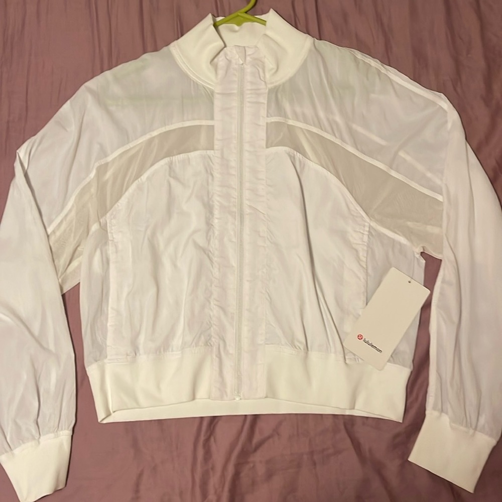 Lululemon windbreaker jacket white size 8